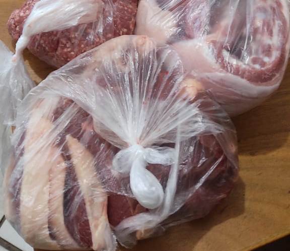 Mulher é flagrada furtando carne em supermercado de Umuarama