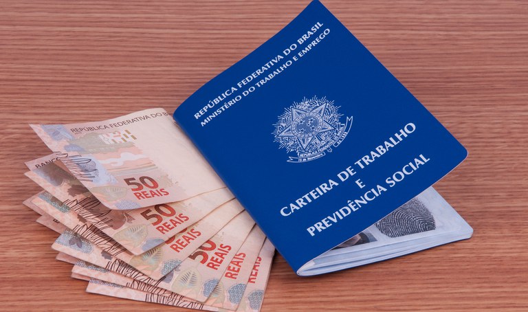 Salário Mínimo Regional do Paraná é estimado entre R$ 1.600 e R$ 2.070