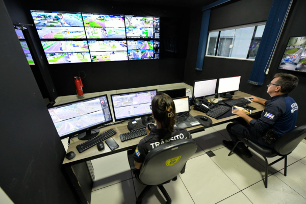 Umuarama já conta com 25 câmeras de monitoramento urbano