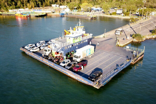 Ferry Boat de Guaratuba volta cobrar tarifa base de R$ 8,90